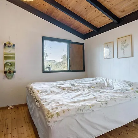 2 Bedroom In 別荘 *
