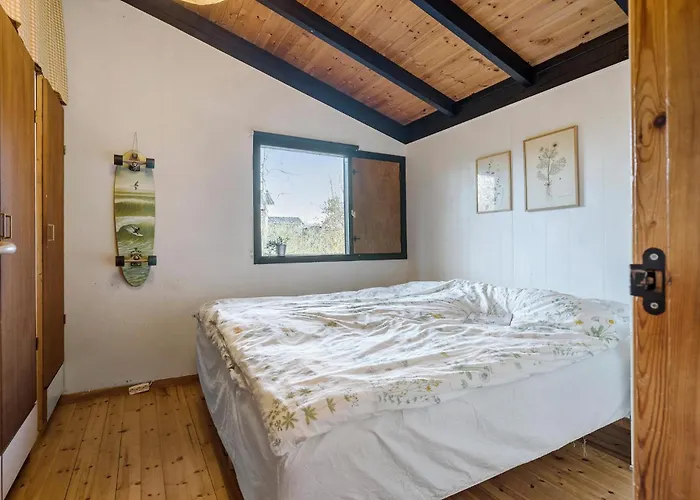 2 Bedroom In Holiday home *